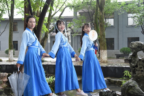 汉服缝制展示
