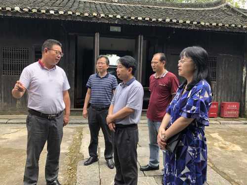 迎评